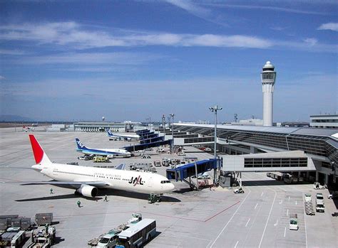 名古屋から松山 飛行機 〜空の旅と地域の魅力を考える〜